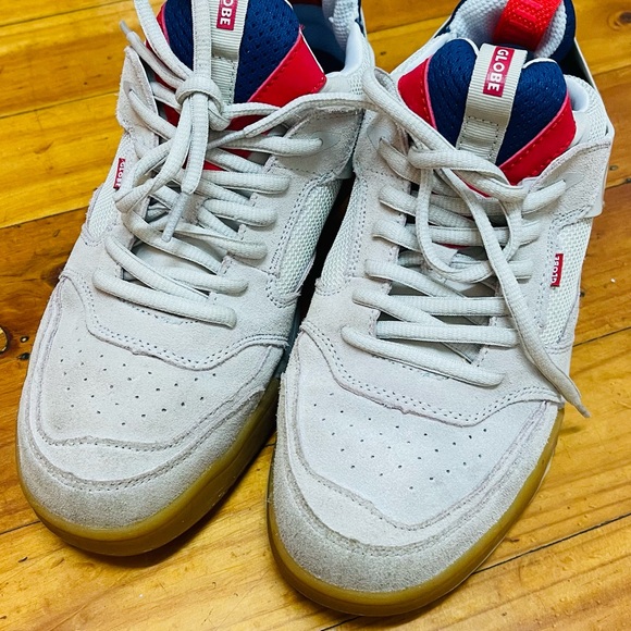 ✅SALE SALE SALE ✅GLOBES BOYS/MEN FOOTWEAR - Picture 4 of 7